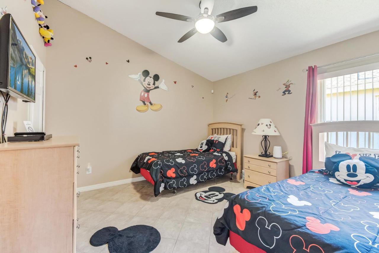 Two Master Bedrooms Pool Home Private Yard Orlando Exterior photo